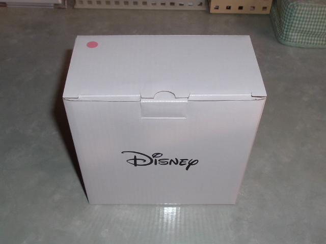 �T���_�{�[���̔��̕\