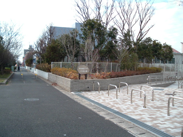 公園の入口1